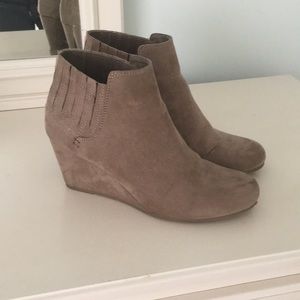 Bootie Wedge